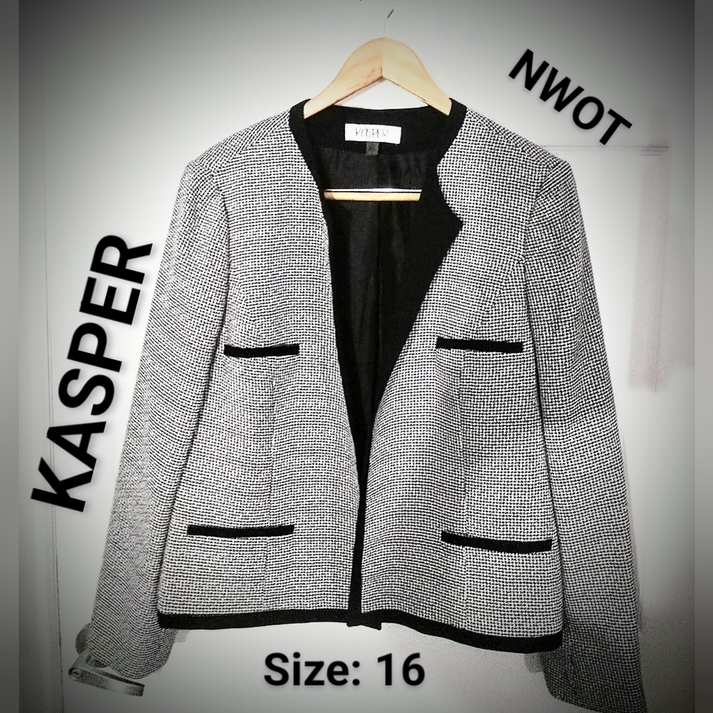 Kasper Women's Black and White Blazer Plus Size Long Sleeve Collarless NWOT